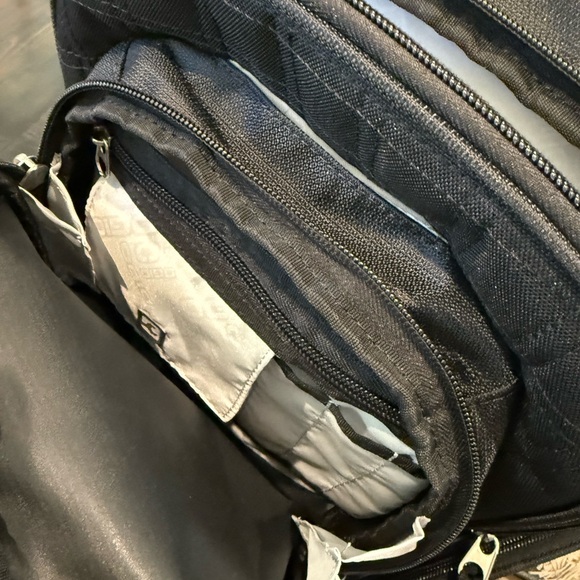 Ogio Backpack - Picture 5 of 6